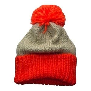 AERO POM HAT | Aeropostale Red + Tan Knit Pom Hat OS